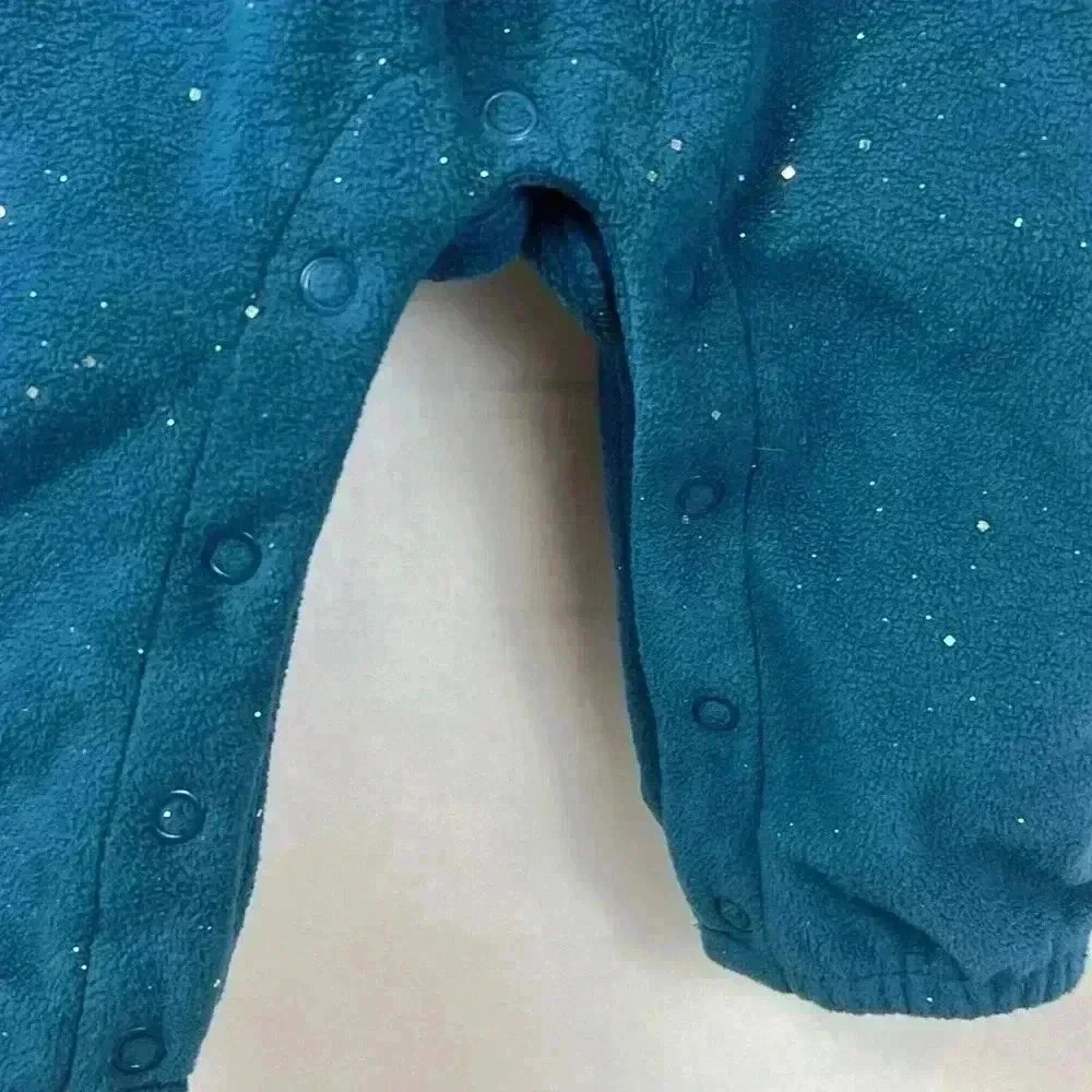 Baby Girl Fleece Body Suit | 6 Month Baby girl Outfit - Picture 4 of 8